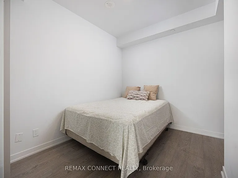 1926 Lake Shore Blvd W #2208 — Photo 13