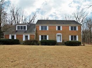 17 Sunset Ln, Harrison, NY 10528