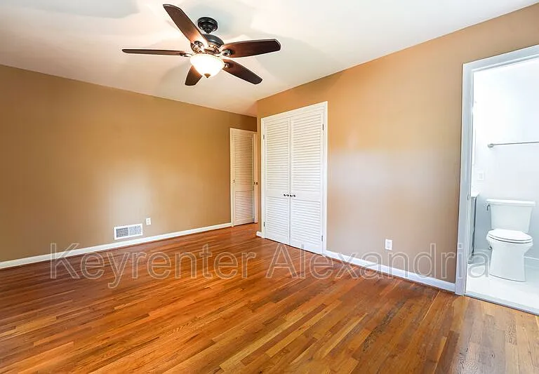 906 Neal Dr — Photo 24