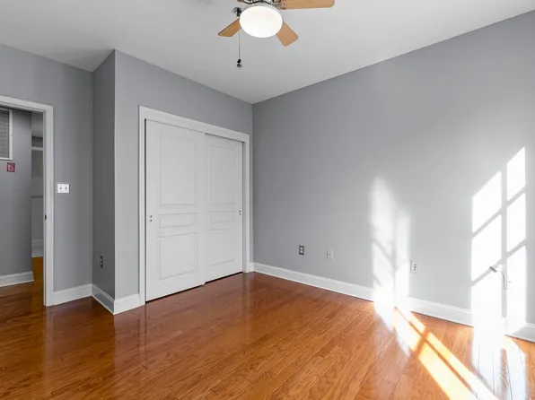 727 Monroe Street image 10 of 24