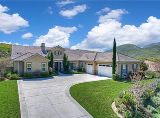 3076 Crystal Ridge Ln, Colton, CA 92324