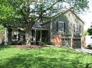 10013 Bluejacket Dr, Overland Park, KS 66214