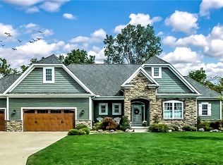 5415 Bear Run Cir, Fairview, PA 16415