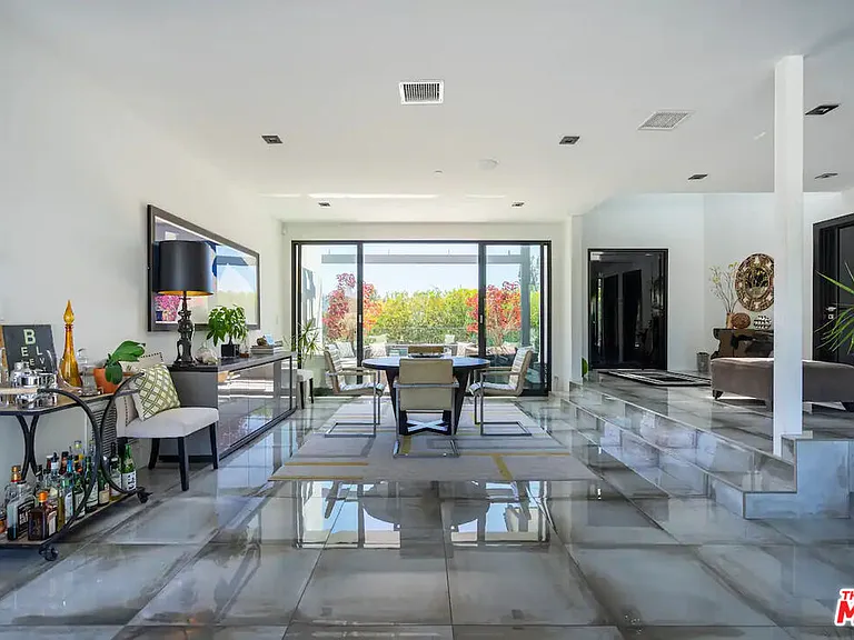 3437 Troy Dr — Photo 31