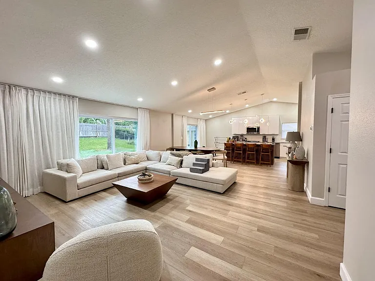 15912 Indian Wells Ct — Photo 8