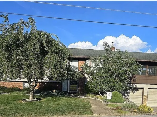 312 Meadow Ln, Parkersburg, WV 26101