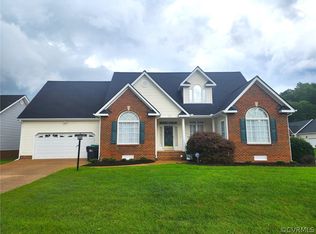 101 Kennon Pointe Ct, Colonial Heights, VA 23834