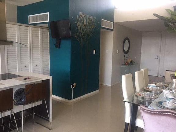 linving & kitchen area