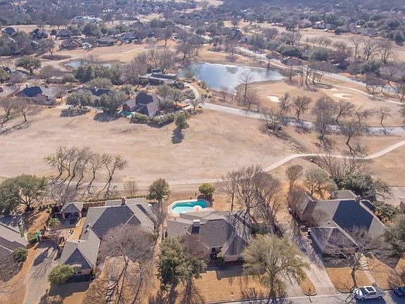 2nd image of 11709 Pine Creek Ct
