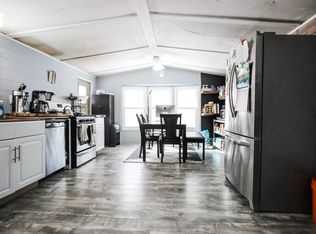 5 Chamberlain Ct, Deering, NH 03244