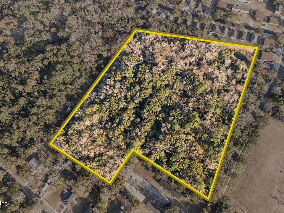1st image of 0 GOLFBROOK Drive