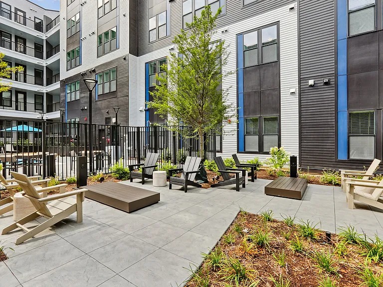Alta New Carrollton — Photo 31