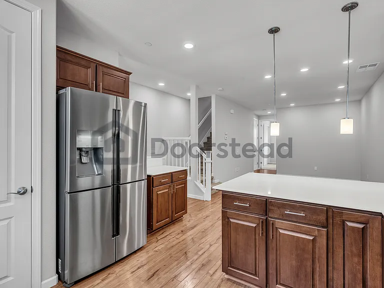 612 Barcelona Loop — Photo 8