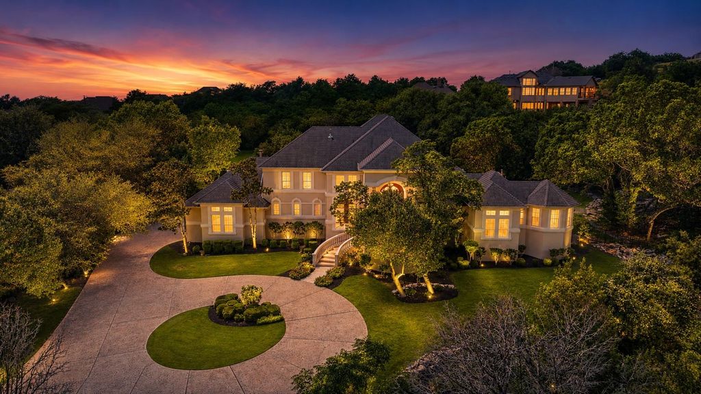4626 High Gate Dr, Austin, TX 78730 home