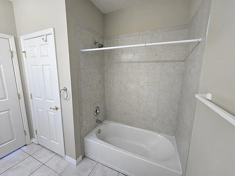 3637 Summerwind Cir — Photo 31