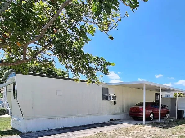 272 Sable Dr, North Fort Myers, FL 33917