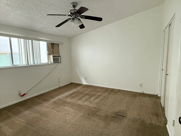 7231 Franklin Ave #2 — Photo 22