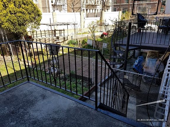 2nd image of 3082 43rd St