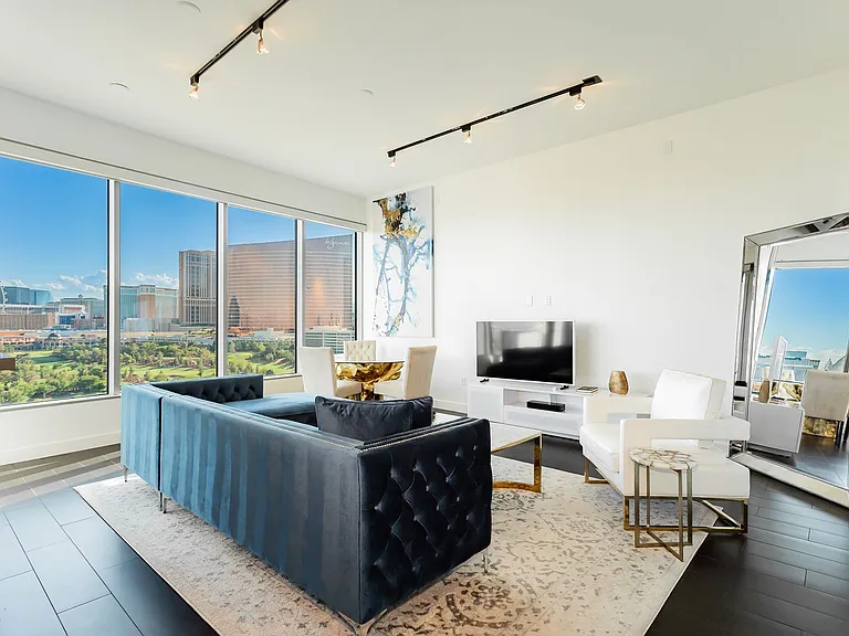 360 E Desert Inn Rd #1502 — Photo 36