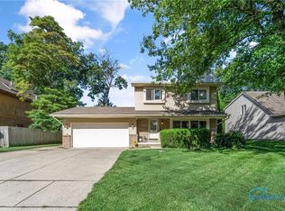 5421 Allison Ln, Sylvania, OH 43560