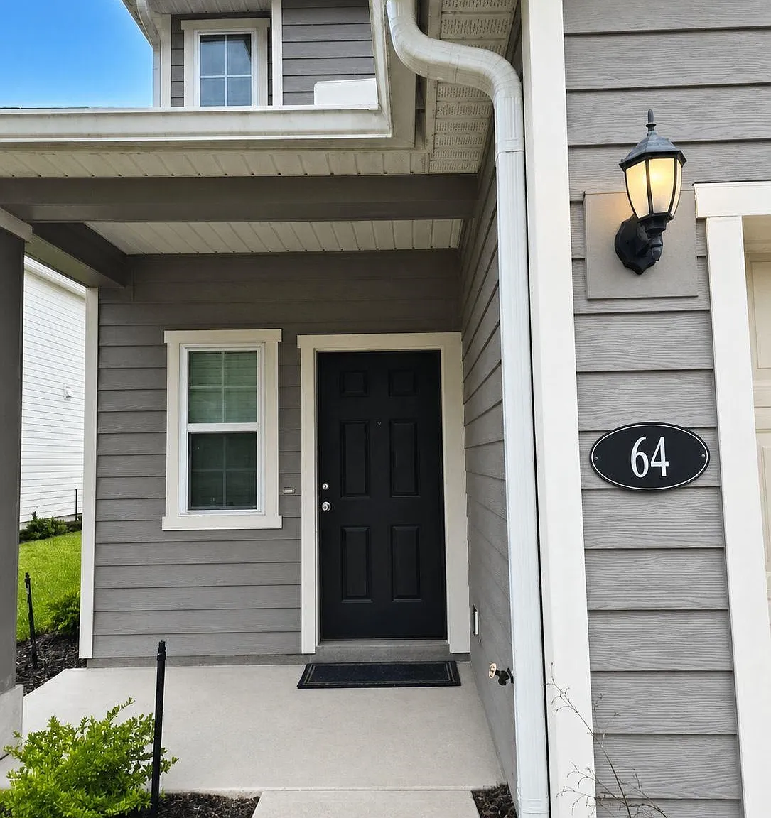 3 bed, 2.5 bath, 1567 sqft, $2,000 — Photo 2