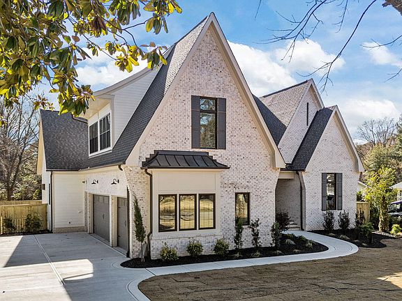 4th image of 1218 Kingwood Dr