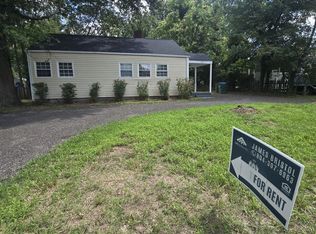 1025 Bradley Ln, Richmond, VA 23225