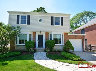 625 Ottawa Ave, Park Ridge, IL 60068