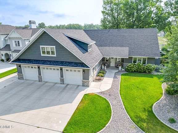 2nd image of 2607 Langer Ln