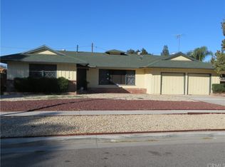307 E Francis St, Corona, CA 92879