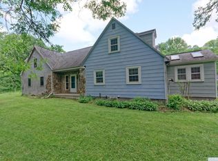 554 Sandy Plains Rd, Leeds, NY 12451