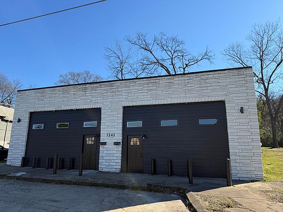 Unit B is on the right.