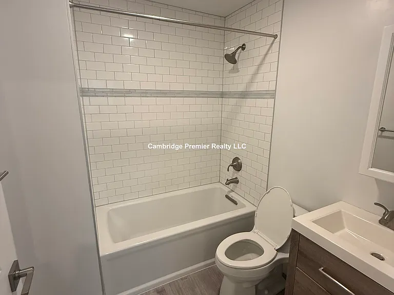 6 Beech St #2 — Photo 13