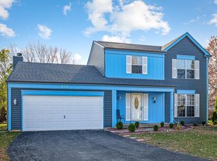 838 Baltusrol Dr, Elgin, IL 60123