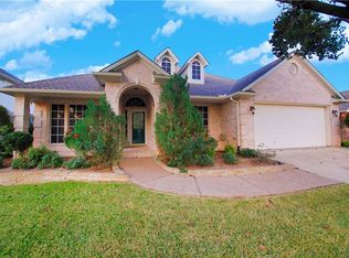 1912 Clover Hill Rd, Mansfield, TX 76063