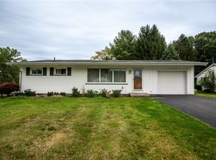 730 Clarksville Rd, Hermitage, PA 16148