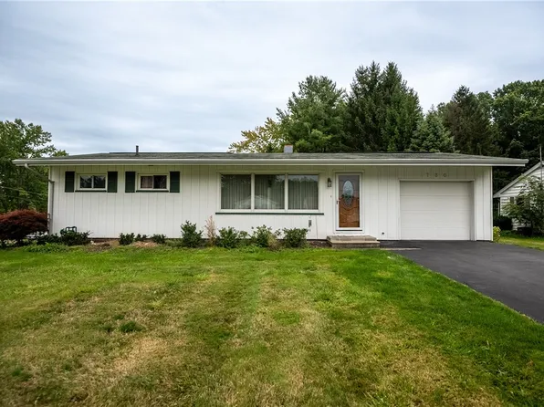 730 Clarksville Rd, Hermitage, PA 16148