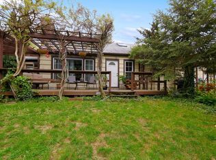 4 Summer Ave, Great Neck, NY 11020