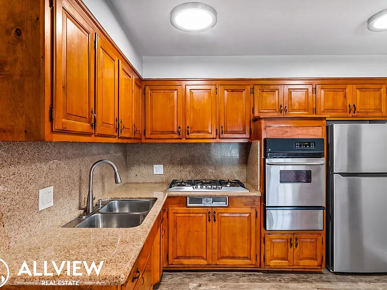 930 W. Balboa Blvd — Photo 9