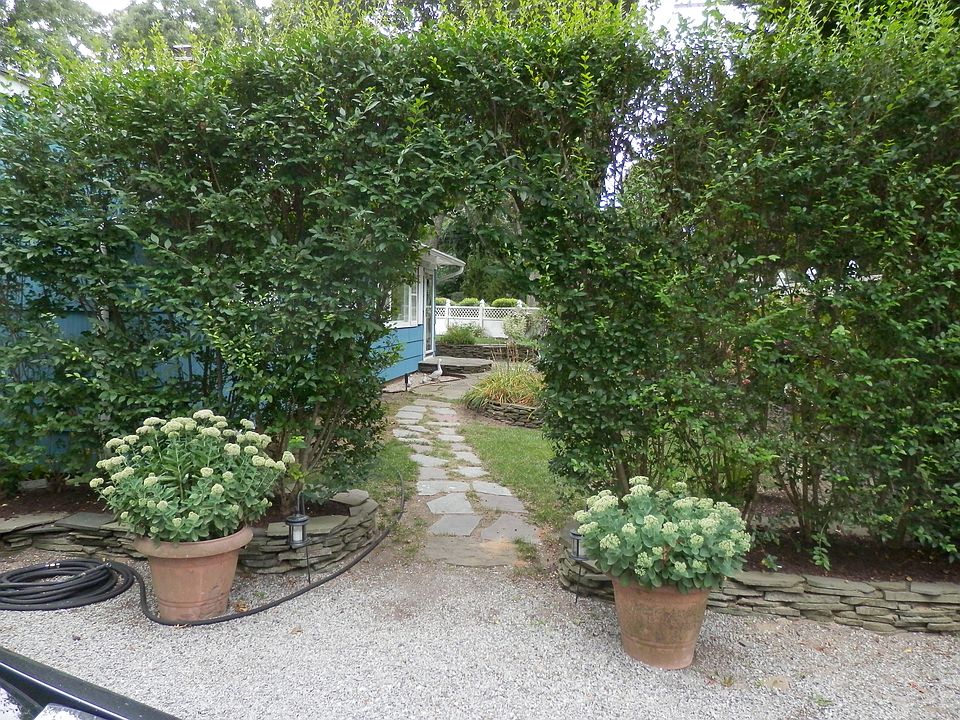 4830 Great Peconic Bay Blvd, Laurel, NY 11948 Zillow