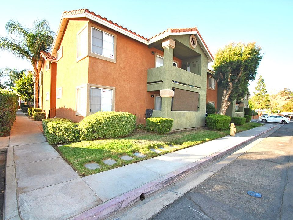 1st image of 16377 Lakeshore Dr Unit 3B