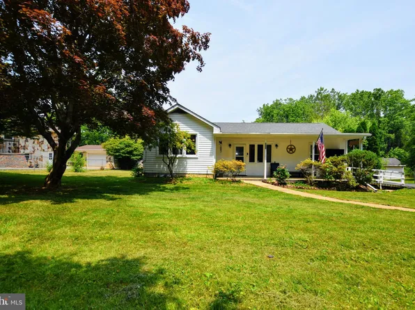 1222 Trappe Rd, Street, MD 21154