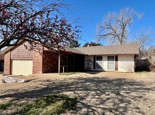 2726 Heritage Trl, Enid, OK 73703