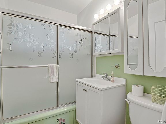4th image of 1241 S Shoshone St