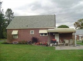 55 Rosemont Ave, Cleona, PA 17042