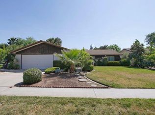 374 N Homsy Ave, Fresno, CA