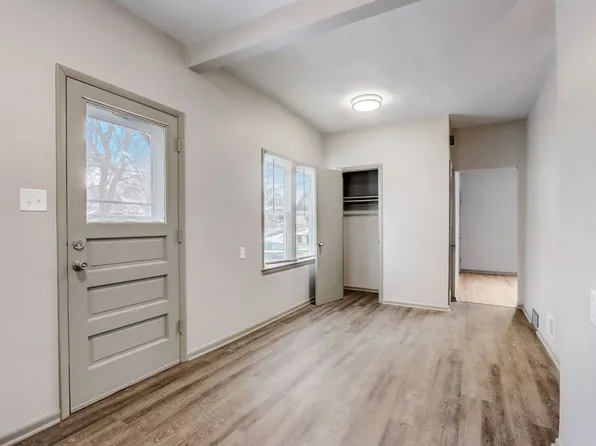 6805-6809 6811 6811a Lloyd St W #2013-6815-2013A, Milwaukee, WI 53213