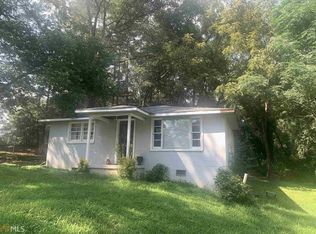 110 Hall St, Royston, GA 30662