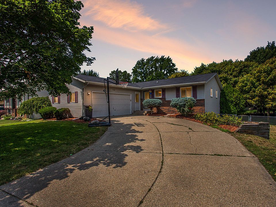 1st image of 4487 Blackfoot Dr SW