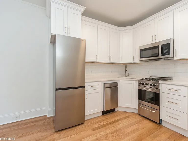 48 Clearway St #5 — Photo 1